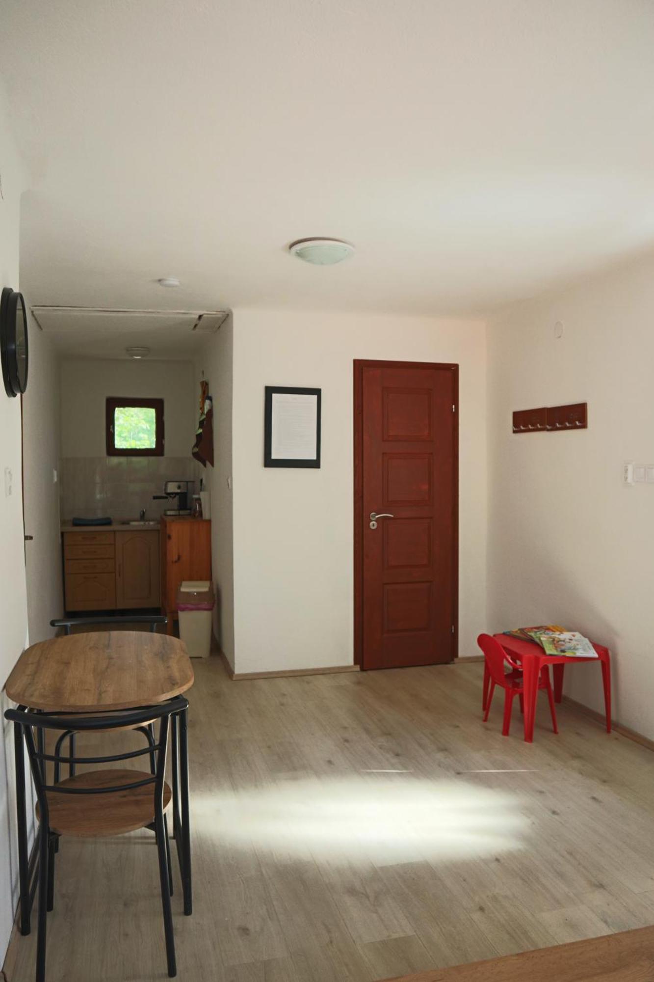 Villa Madarles Vendeghaz Abaliget Exterior foto
